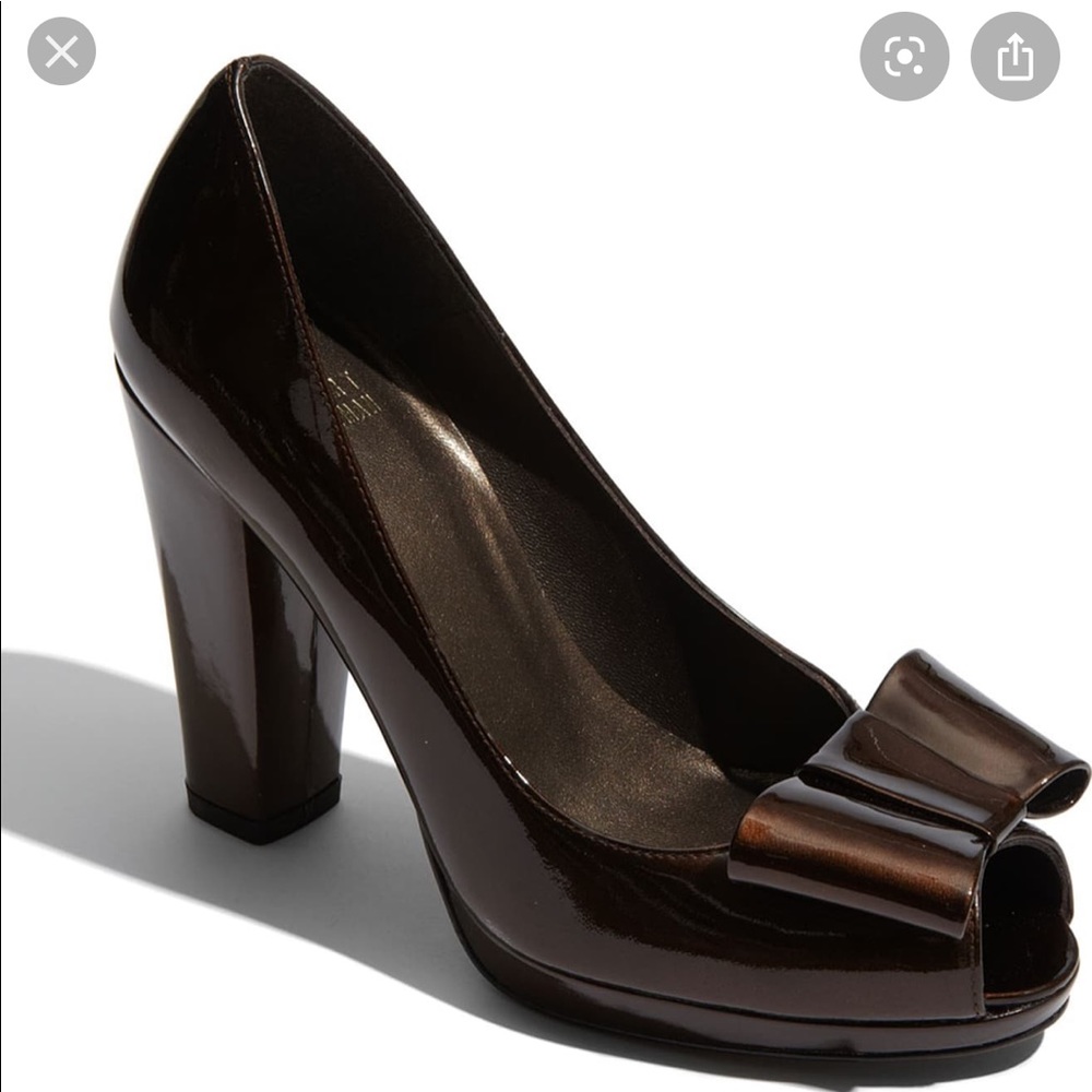 Stuart Weitzman “Bowright” Heels